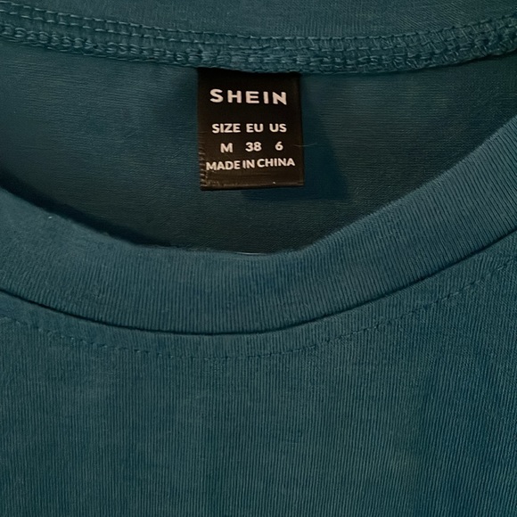 SHEIN t shirt - Picture 3 of 4